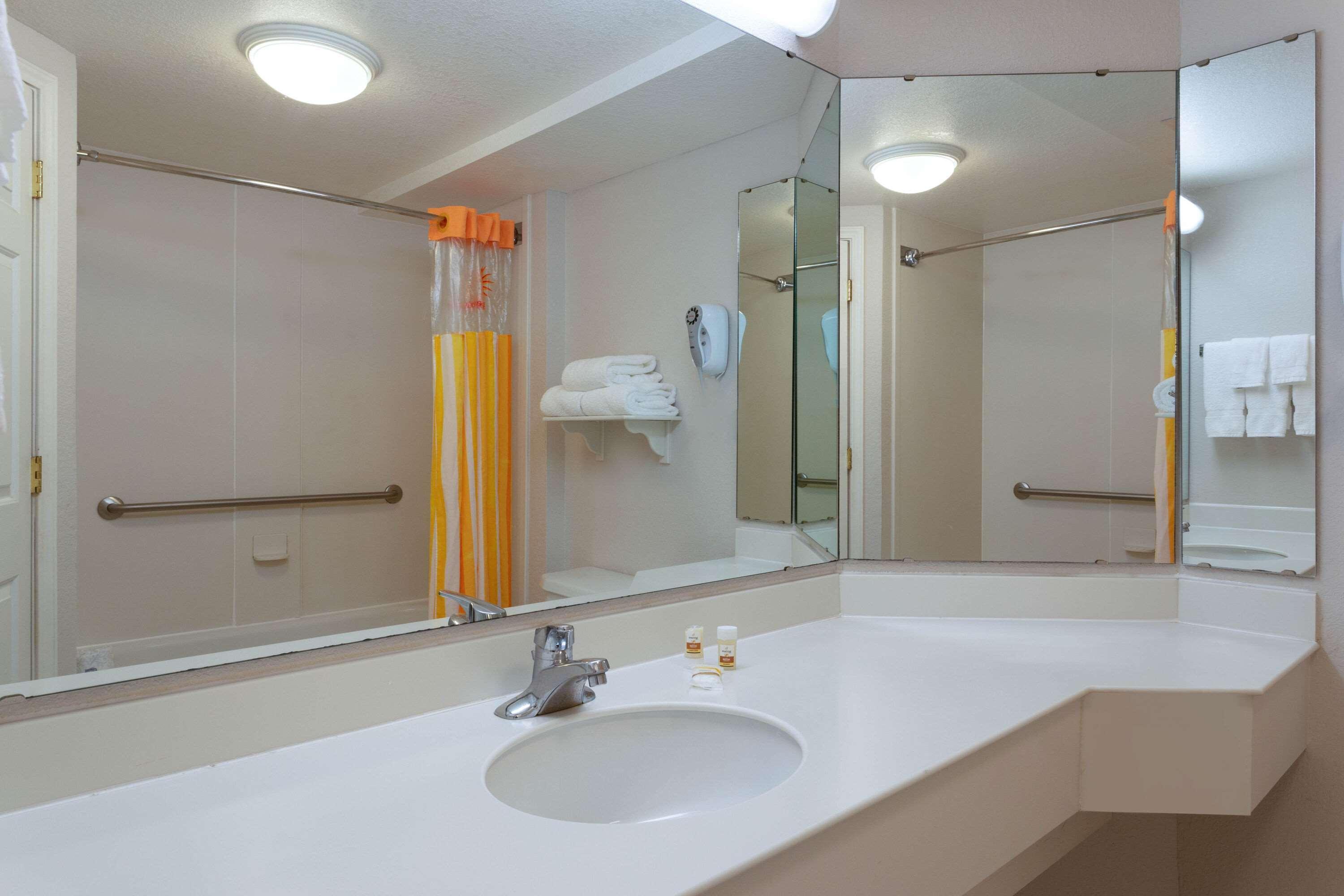 La Quinta By Wyndham Lakeland West מראה חיצוני תמונה